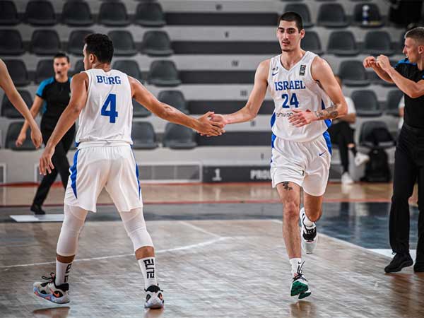 רינסקי בערב נפלא (FIBA)