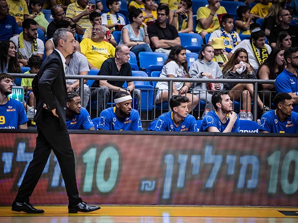 לא נופל בשלב זה ממאמנים אחרים (אלן שיבר)