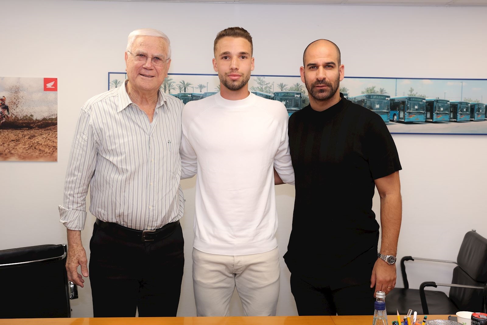 עכשיו הוא ירוק. זרגרי (האתר הרשמי של מכבי חיפה)