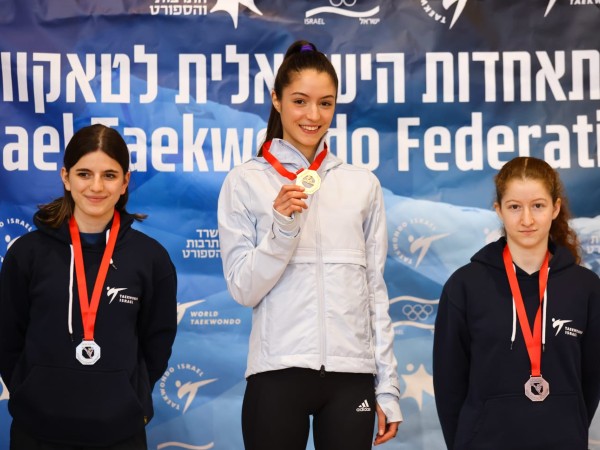 אבישג סמברג (צילום: גלעד קבלרציק)