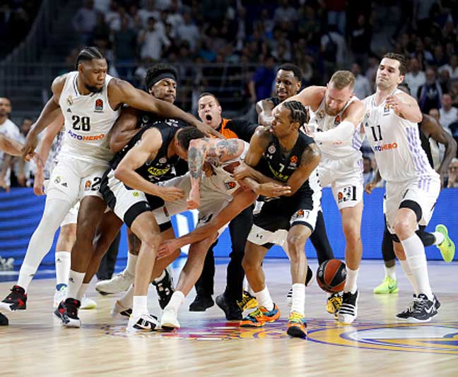 הקלפים התערבבו (GETTY)