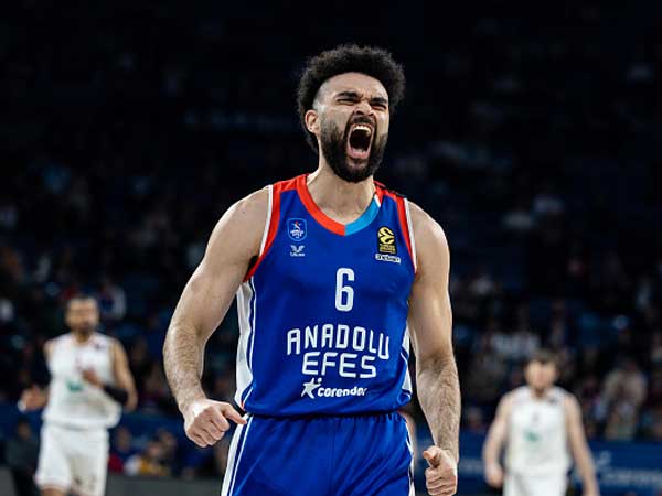 ישאר או יעזוב? (GETTY)