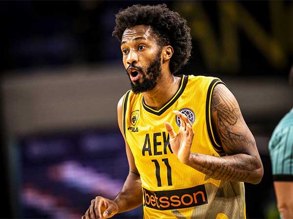 טרגדיה רדפה טרגדיה (FIBA)