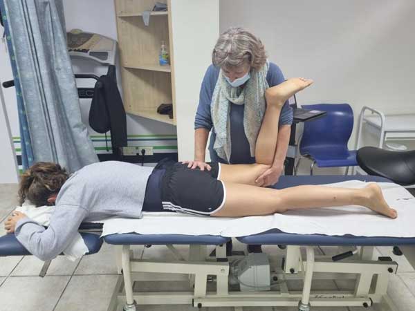 נויה בר-עם בשיקום