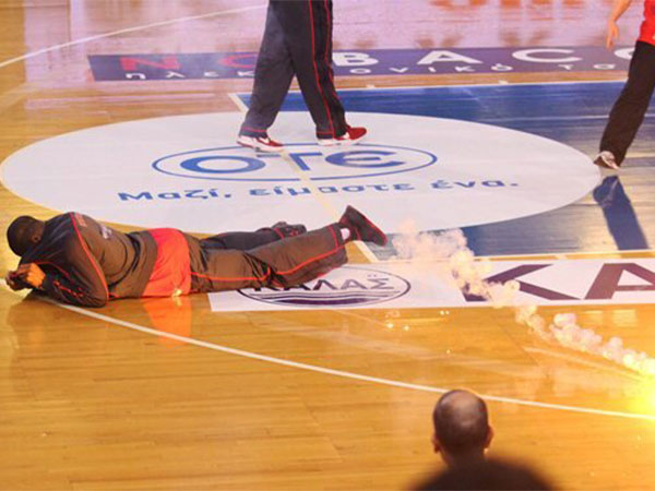 קייל היינס נפצע בראשו מחזיז