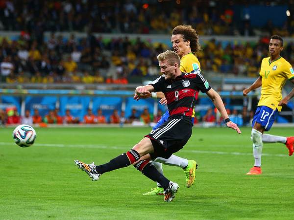 שורלה כובש בחצי גמר מונדיאל 2014. מצא תחביב חדש (GETTY)