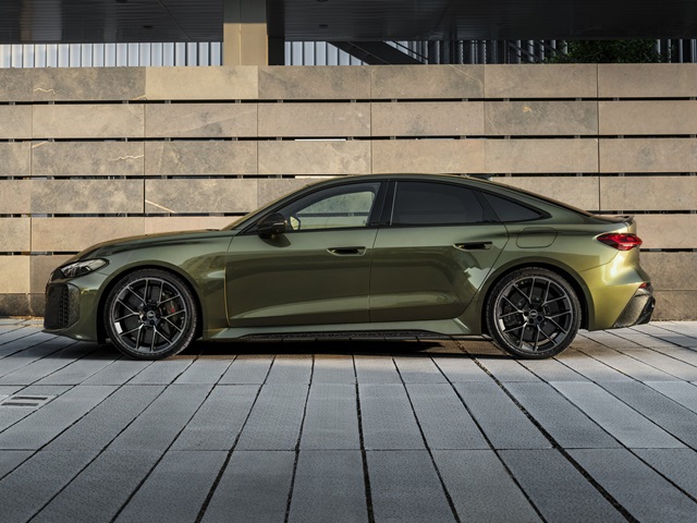 לנו הפרופיל מזכיר קצת את ב.מ.וו סדרה 3