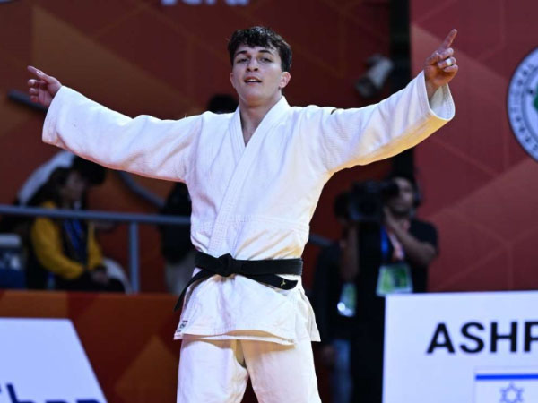 “קורץ מחומר אחר ומיוחד“ (IJF)