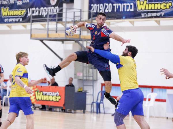 מוכנות למשחק העונה (הדר ואן קולא)