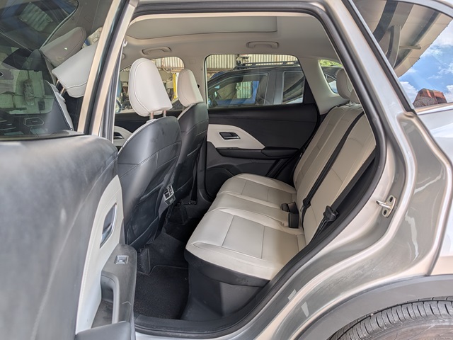 MG ZS - המרווח ביותר במבחן, וגם שלושה מבוגרים אפשר לדחוס פנימה