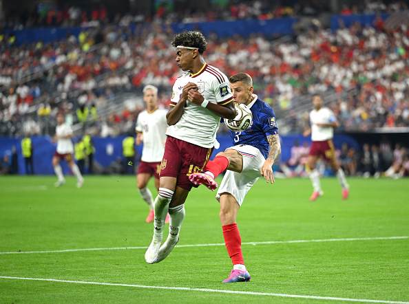 ימאל. פיתיון עובד (Shaun Botterill/Getty Images)