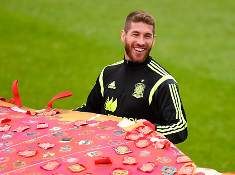 ראמוס, רוצה עוד גביע (GETTYIMAGES)