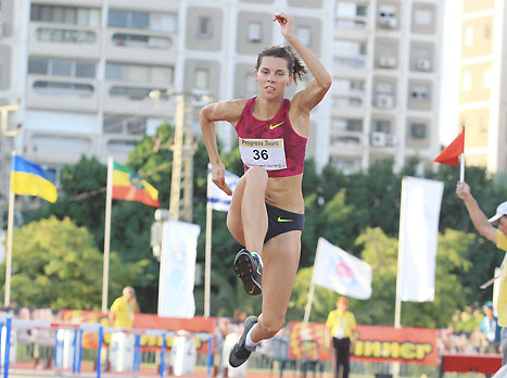 תביא מדליה מציריך? חנה קנייזבה מיננקו (אלן שיבר)