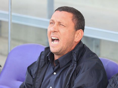 קלינגר. גם תיקו יספק אותו (אלן שיבר)