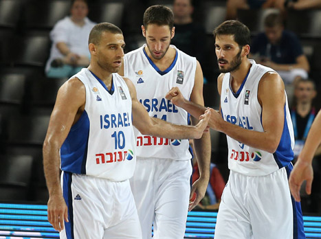 איטליה הוציאה את הנבחרת מהקצב (אלן שיבר)