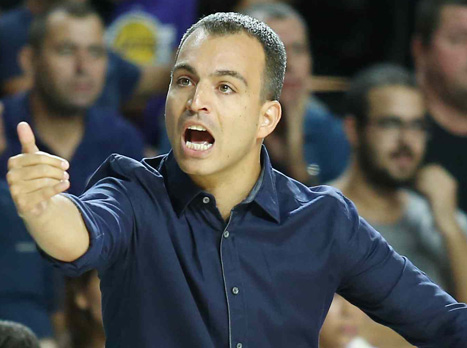 לא מתאים לו העיתוי של המפעל. חסין (אלן שיבר)