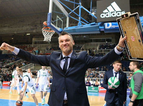 שאראס. עבר מגופיה לחליפה (getty)