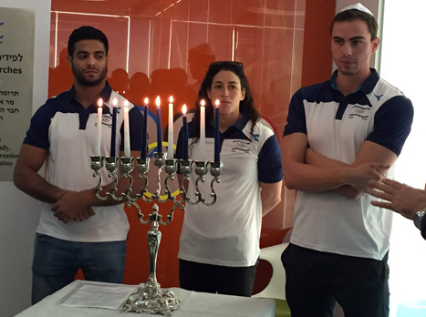 טומרקין, עברי ומוקי השתתפו בהדלקת הנרות