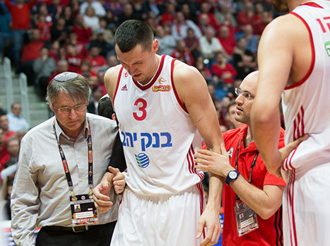 מעורר דאגה בירושלים. גפני פגוע (צילום: עודד קרני)