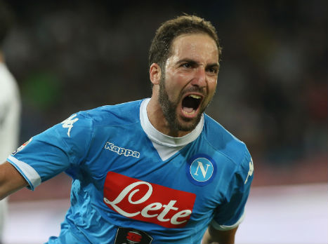 היגוואין. מראדונה פגוע ממנו (getty)