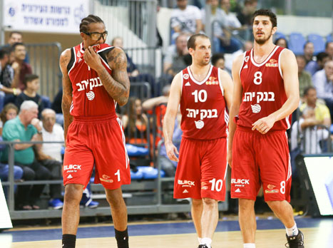 נבלעים ליד הזרים (דני מרון)