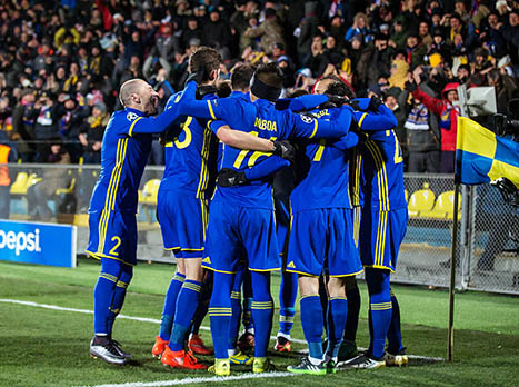 הרוסים הפתיעו את הבווארים (UEFA)