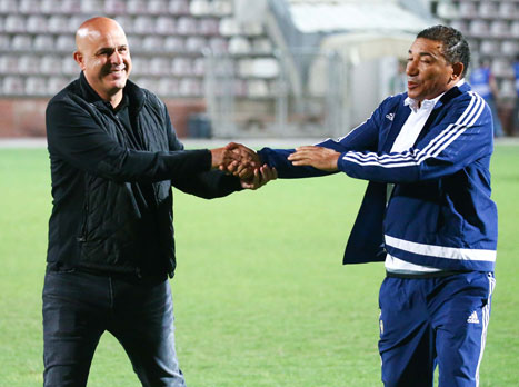 וידיגאל עם אבוקסיס. "אותו דבר מבחינתי אם ג'ורדי יישב על הספסל, ביציע או במרפסת" (דני מרון)