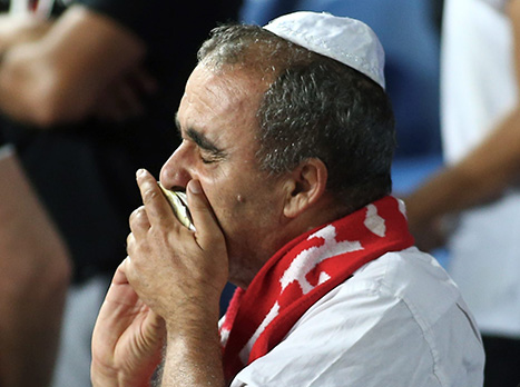 ואיזה מסכנים האוהדים (אלן שיבר)