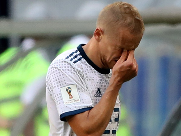 סמולניקוב דמע. יכול לקרות לכל שחקן (GETTY)