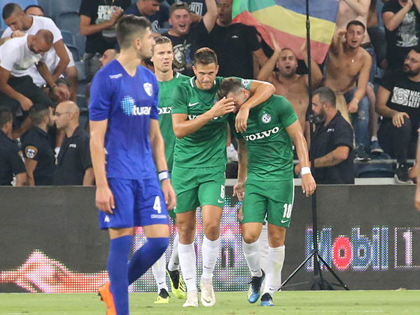שתי שלישיות בטוטו. ק"ש מודאגת מההגנה (יוסי שקל)