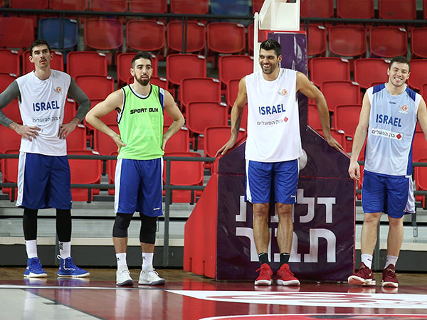 טימור בחוץ (אלן שיבר)