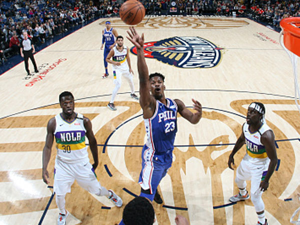 ניצחון קשה לפילי (צילום: Layne Murdoch Jr./NBAE via Getty Images)