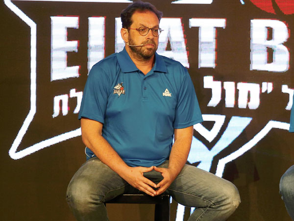 הקבוצה שלו עברה רכבת הרים העונה. דרוקר (צילום: אלן שיבר)
