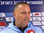 "הולאנד? צריך לעצור לפני שהכדור בא אליו"