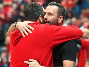 אלון. הגיע לצפות בהצגה (אלן שיבר)