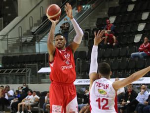 (לילך וייס, מנהלת הליגה)