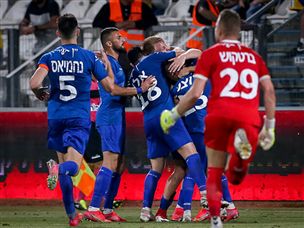 תנו להם כבוד. שחקני ק"ש חוגגים ניצחון ענק (אנצ'ו גוש, סוכנות ג'יני)