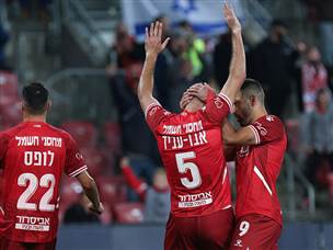 אבו עביד כובש ולא חוגג (דני מרון)