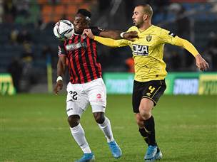 בתוספת הזמן האדומים כבשו (צילום: ברני ארדוב)