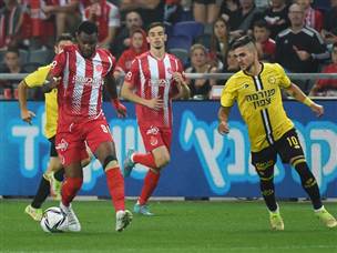 ובמחצית השנייה שתי הקבוצות בעיקר העבירו את הזמן (ברני ארדוב)