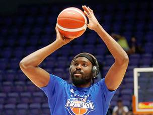 אונואקו רצה להחזיר הביתה את הסדרה (צילום: אלן שיבר)