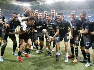 זכייה רביעית באלוף האלופים לב"ש (אלן שיבר)