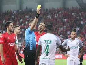 משחק שהתאפיין בעיקר בכרטיסים (דני מרון)