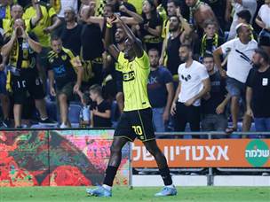 דנילו אספרייה היה הגיבור (צילום: דני מרון)