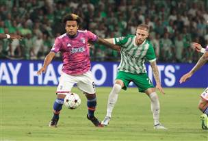 ובכלל מכבי חיפה שיחקה כדורגל נפלא (צילום: אלן שיבר)