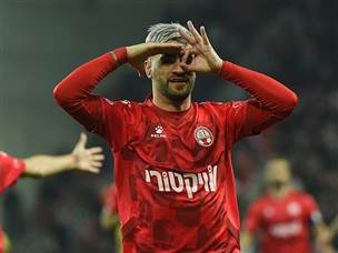 חטואל כבש מוקדם למארחים (ברני ארדוב)