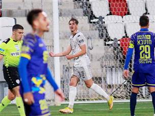 חדרה ובוראר חגגו ראשונים (צילום: קובי אליהו)