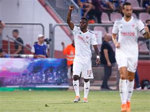 צ'יבוטה - הכובש הראשון של העונה (צילום: מאור אלקסלסי)