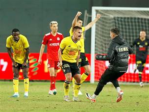 נתניה חוגגת (צילום: אלן שיבר)