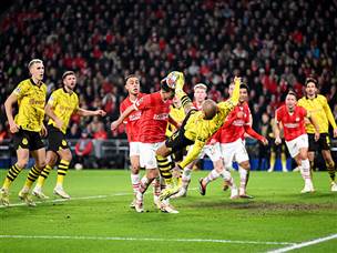 שתי הקבוצות לא הצליחו להשיג הכרעה (Christian Kaspar-Bartke/Getty Images)